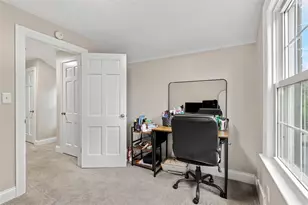 699 Glenrock Dr, Bethel Park, PA 15102 - Photo 16