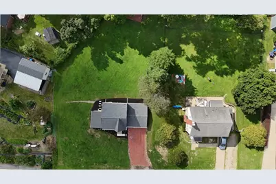 118 Clinton Ave, Lower Burrell, PA 15068 - Photo 2