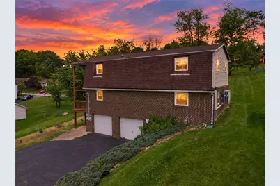 1495 E Beau St, South Strabane, PA 15301 - Photo 1