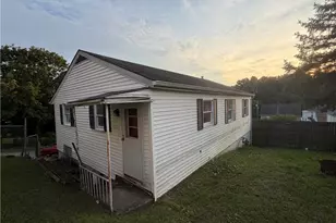 109 Sarah St, McDonald, PA 15057 - Photo 2