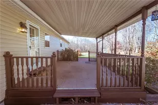 144 Lindy St, Chippewa Township, PA 15010 - Photo 4