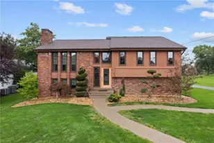 114 Kuchinic St, Peters Township, PA 15367 - Photo 2