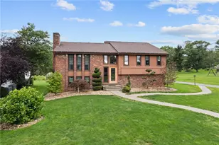 114 Kuchinic St, Peters Township, PA 15367 - Photo 2