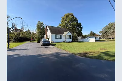 1407 Cameron Ave, Union Township, PA 16101 - Photo 2