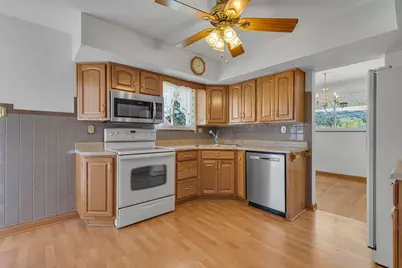 606 Golf Course Rd, Hopewell Township, PA 15001 - Photo 6