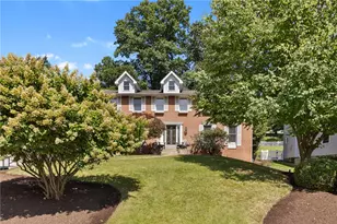 116 Lynn Ann Dr, Pittsburgh, PA 15068 - Photo 4