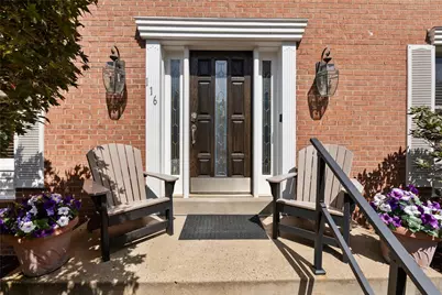 116 Lynn Ann Dr, Pittsburgh, PA 15068 - Photo 6