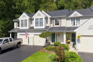 249 Commons Dr, Oakmont, PA 15139 - Photo 2