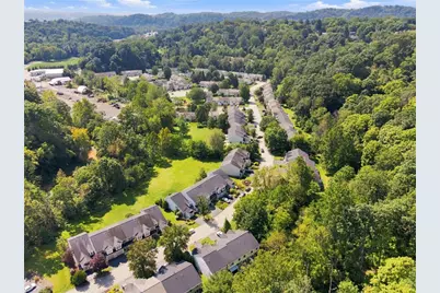 249 Commons Dr, Oakmont, PA 15139 - Photo 4