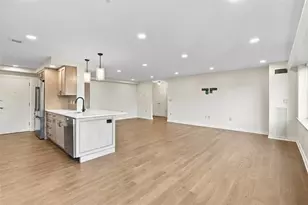 154 N Bellefield Ave, Pittsburgh, PA 15213 - Photo 12