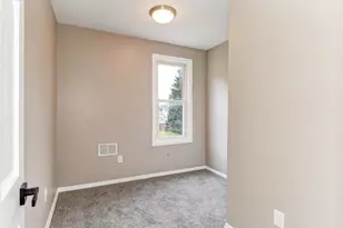 863 Walnut St, Rochester, PA 15074 - Photo 16