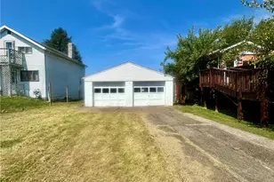 506 Jefferson Ave, Brownsville, PA 15417 - Photo 2