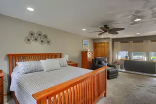 207 Oakland Ave, Twp of But SW, PA 16001 - Photo 18