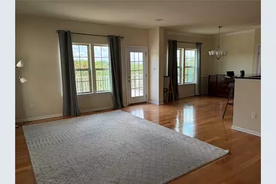 1610 Towervue Dr, Pittsburgh, PA 15227 - Photo 2