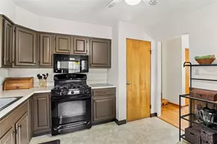 714 Wible Run Rd, Pittsburgh, PA 15209 - Photo 16
