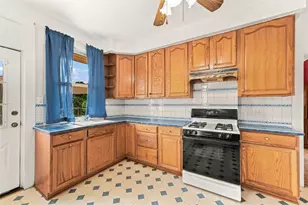 721 Maple St, Coraopolis, PA 15108 - Photo 12