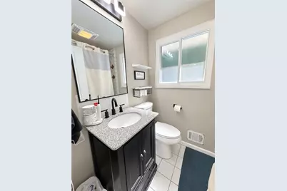 270 Castle Dr, West Mifflin, PA 15122 - Photo 8