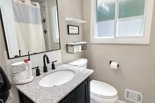 270 Castle Dr, West Mifflin, PA 15122 - Photo 8