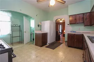 760 Division St, Sharon, PA 16146 - Photo 16