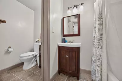 1070 Chatham Park Dr #C, Scott Township, PA 15216 - Photo 26