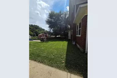 625 2nd St, Pitcairn, PA 15140 - Photo 2