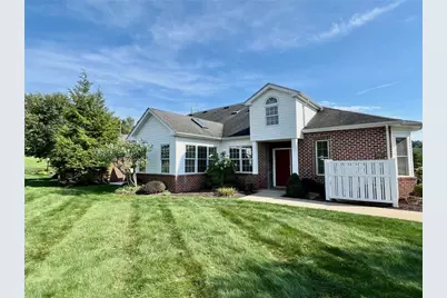 2902 Ambassador Lane, Valencia, PA 16059 - Photo 1