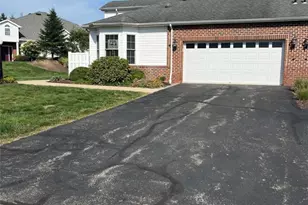 2902 Ambassador Ln, Valencia, PA 16059 - Photo 24