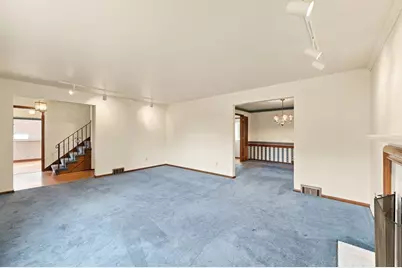 195 W Shaw Place, Pittsburgh, PA 15116 - Photo 14