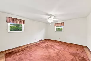 195 W Shaw Pl, Pittsburgh, PA 15116 - Photo 24