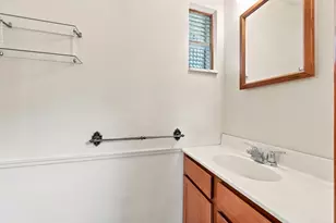195 W Shaw Pl, Pittsburgh, PA 15116 - Photo 10