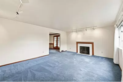 195 W Shaw Place, Pittsburgh, PA 15116 - Photo 12