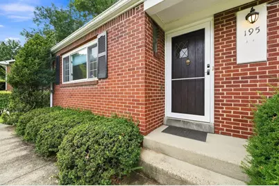 195 W Shaw Place, Pittsburgh, PA 15116 - Photo 4