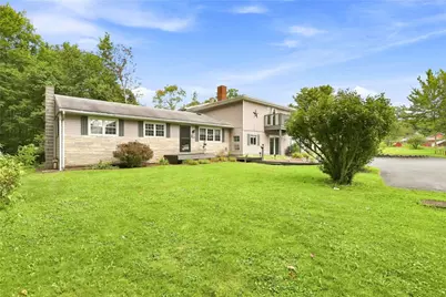 204 Stepping Stone, Somerset Township, PA 15501 - Photo 2