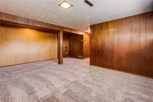 21 Newton Rd, Pittsburgh, PA 15221 - Photo 32