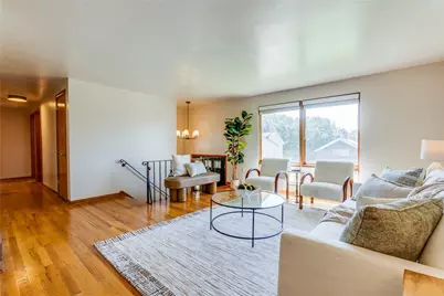 21 Newton Rd, Pittsburgh, PA 15221 - Photo 6