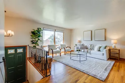 21 Newton Rd, Pittsburgh, PA 15221 - Photo 4