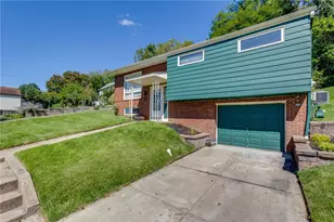 21 Newton Rd, Pittsburgh, PA 15221 - Photo 2