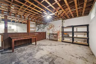 8284 Peebles Rd, Pittsburgh, PA 15237 - Photo 32
