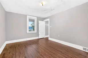 609 Pine St, Ambridge, PA 15003 - Photo 16