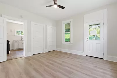 807 Maple Dr, White Oak, PA 15131 - Photo 8