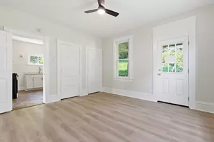 807 Maple Dr, White Oak, PA 15131 - Photo 8