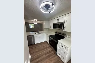 7510 Lafayette Square, Hopewell Township, PA 15001 - Photo 2