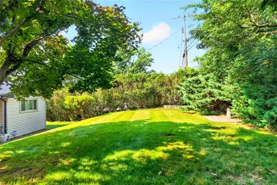 5032 Azalea Dr, Pittsburgh, PA 15236 - Photo 4