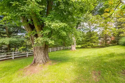 201 Oakhaven Drive, Moon/Crescent Twp, PA 15108 - Photo 36