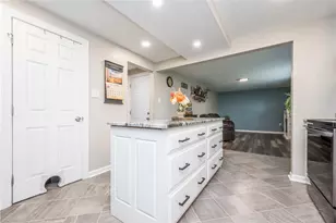 380 Celestial Dr, Economy, PA 15042 - Photo 12