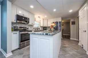 380 Celestial Dr, Economy, PA 15042 - Photo 16