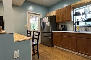 1344 Laketon Rd, Pittsburgh, PA 15221 - Photo 8