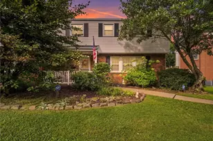 142 Kelvington Dr, Monroeville, PA 15146 - Photo 2