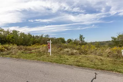 79 Ridgewood Drive, Cecil, PA 15057 - Photo 2