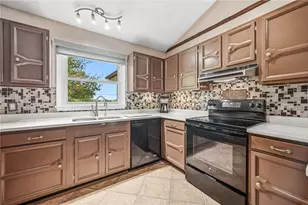 3 Williamson Rd, Hempfield Township, PA 16125 - Photo 20